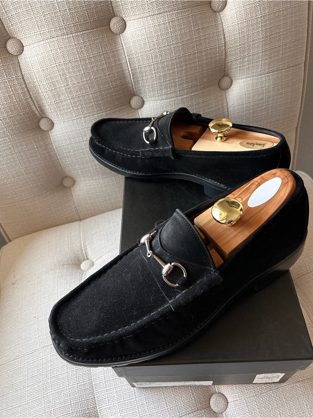 Gucci Black Men's Suede Bit Loafers - size 11.5
Very good condition. Clean. - Picture 6 of 7